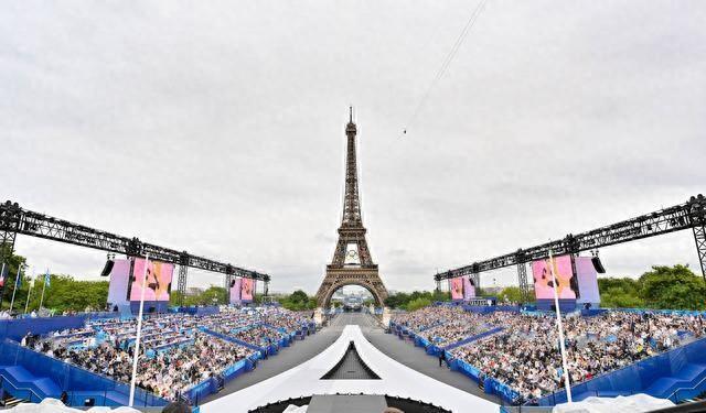 不愧是浪漫松弛的巴黎！多图回顾巴黎奥运会开幕式全过程